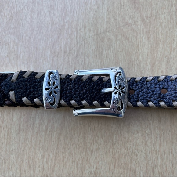 Brighton Women’s Black Leather Belt With Floral Silver Toned Accents Sz 34 - Picture 6 of 16